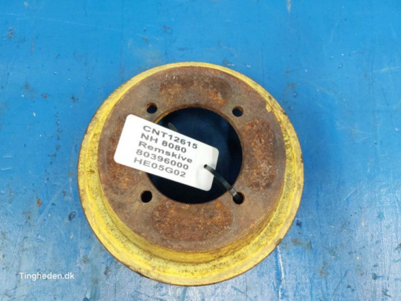 New Holland 8080