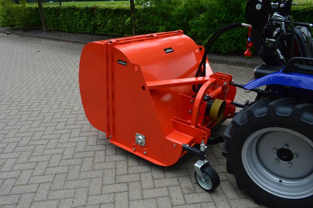Boxer LOW 120 Klepelmaaier met opvang