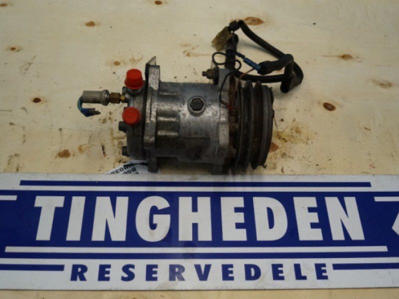 Massey Ferguson 7278