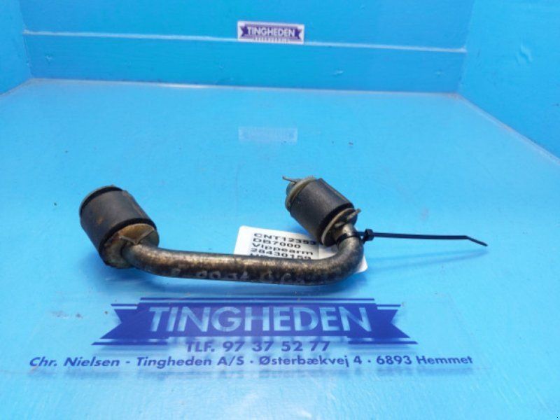 D7000