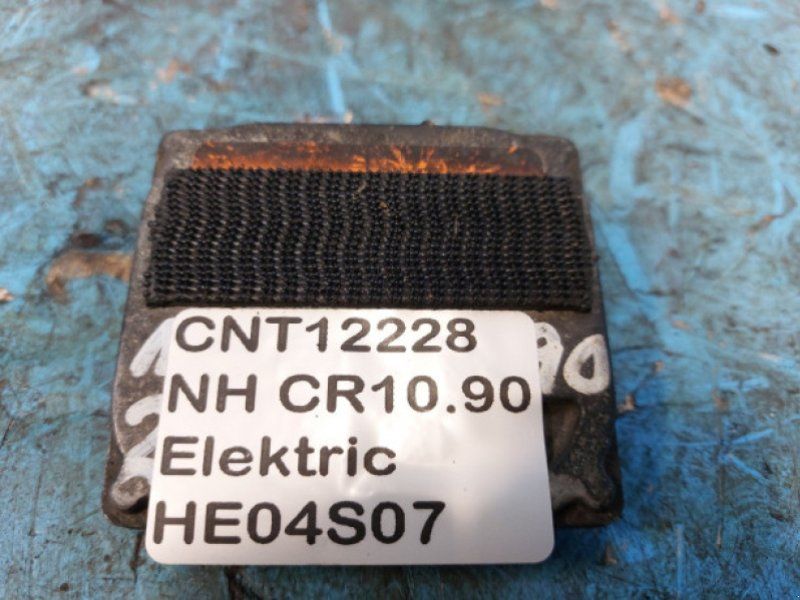 New Holland CR10.90