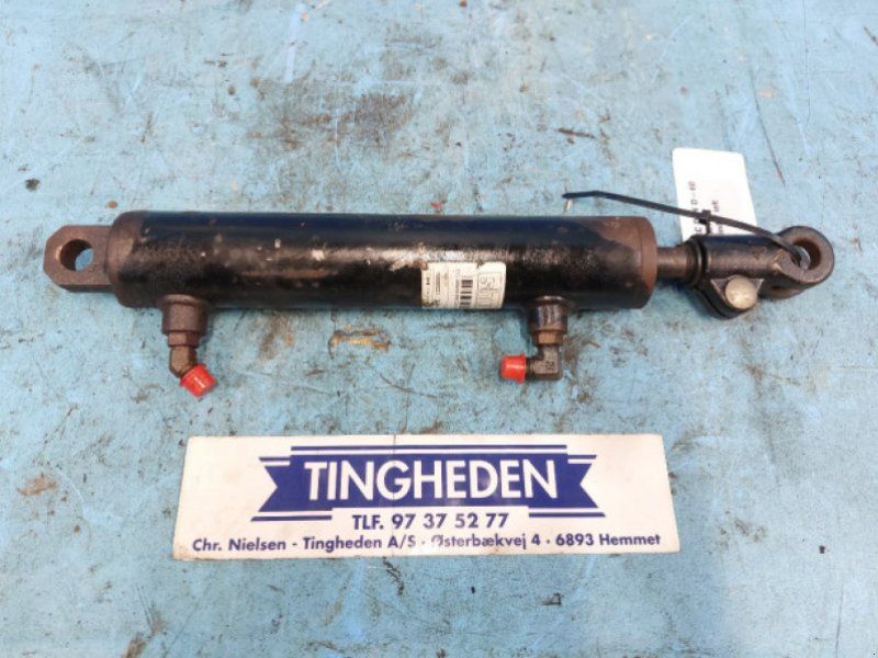 MacDon D60