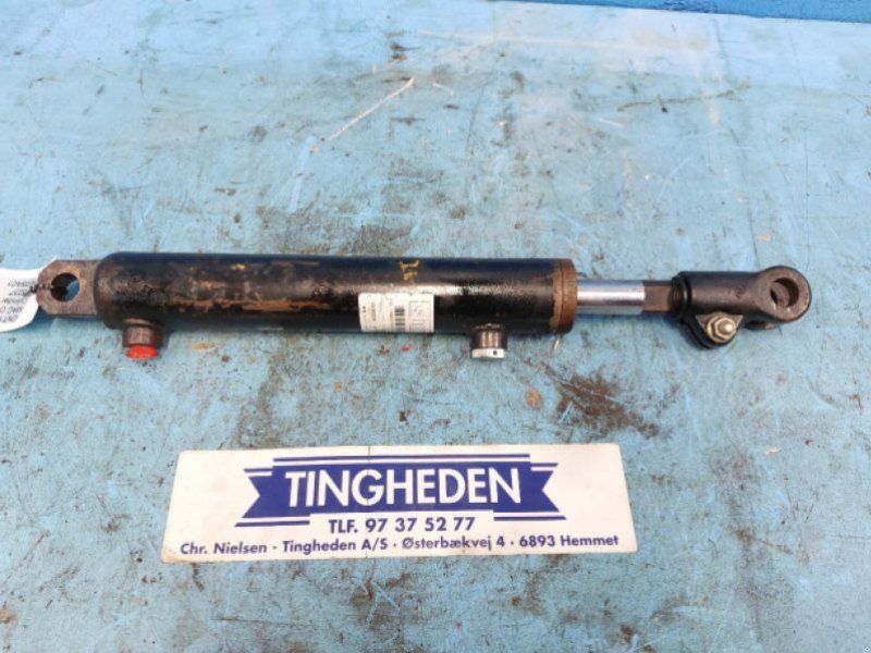 MacDon D60