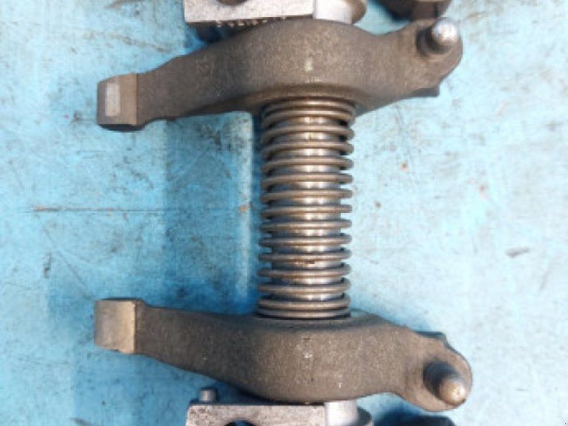 D1200