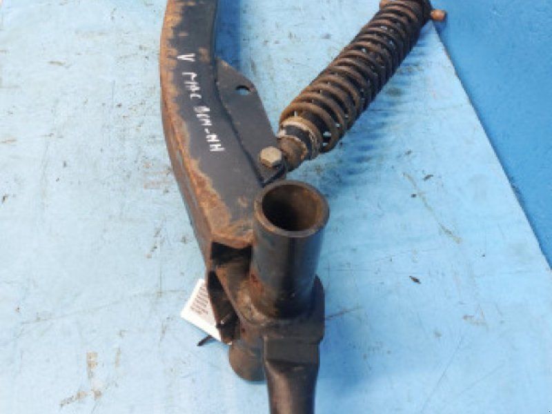 MacDon D60