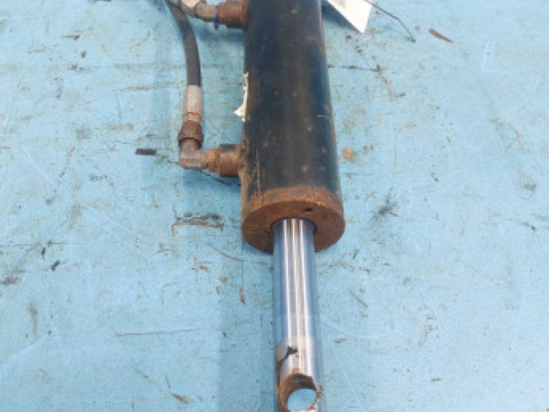 MacDon D60