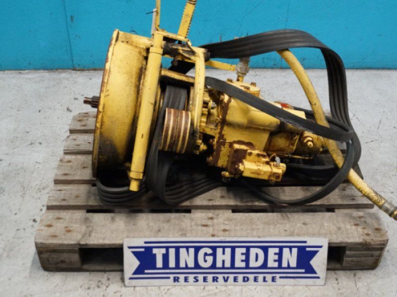 New Holland TF46