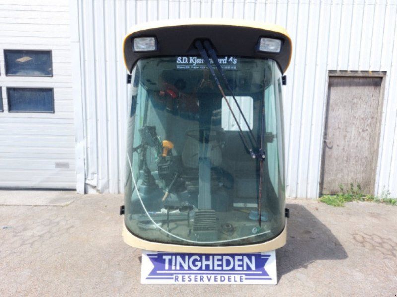 New Holland TX65