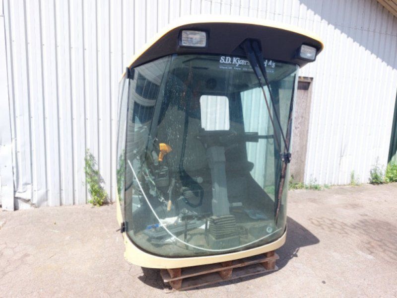 New Holland TX65