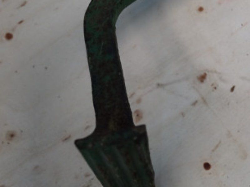 John Deere 2950
