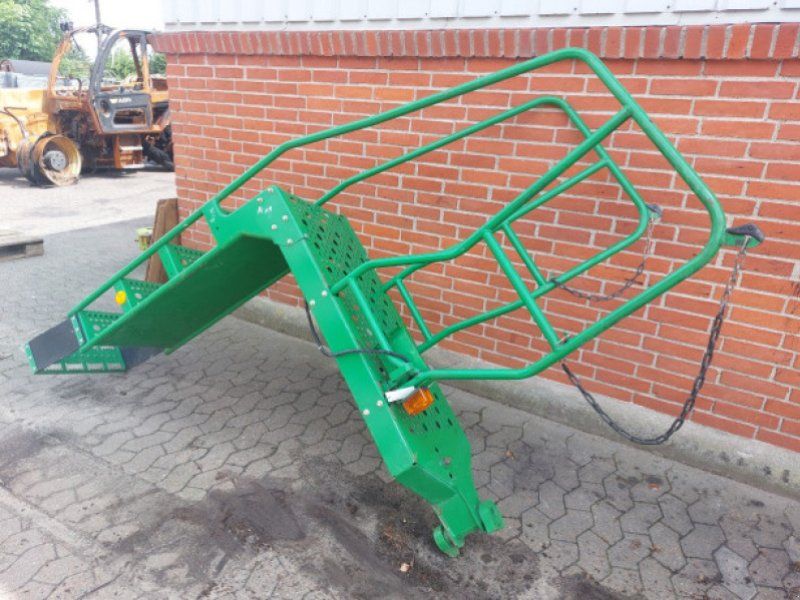 John Deere 9880