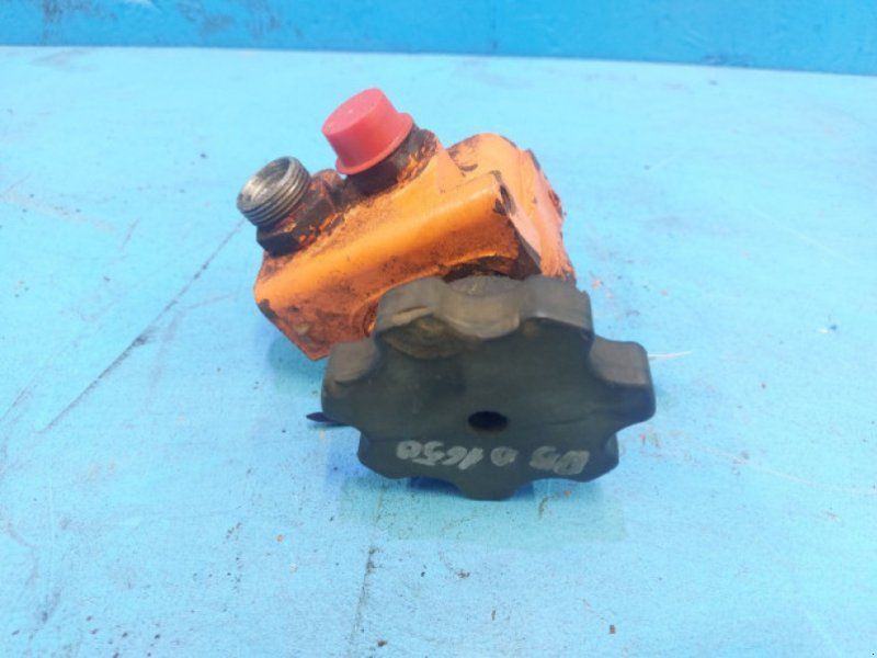 D1200