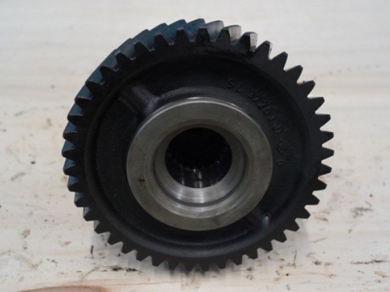 John Deere 2250