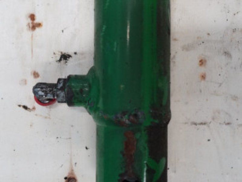 John Deere 592