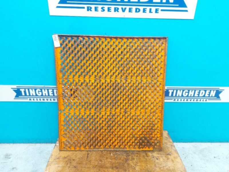 D1200