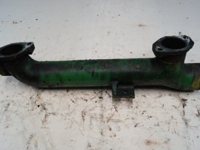 John Deere 3140