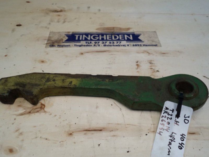 John Deere 4040
