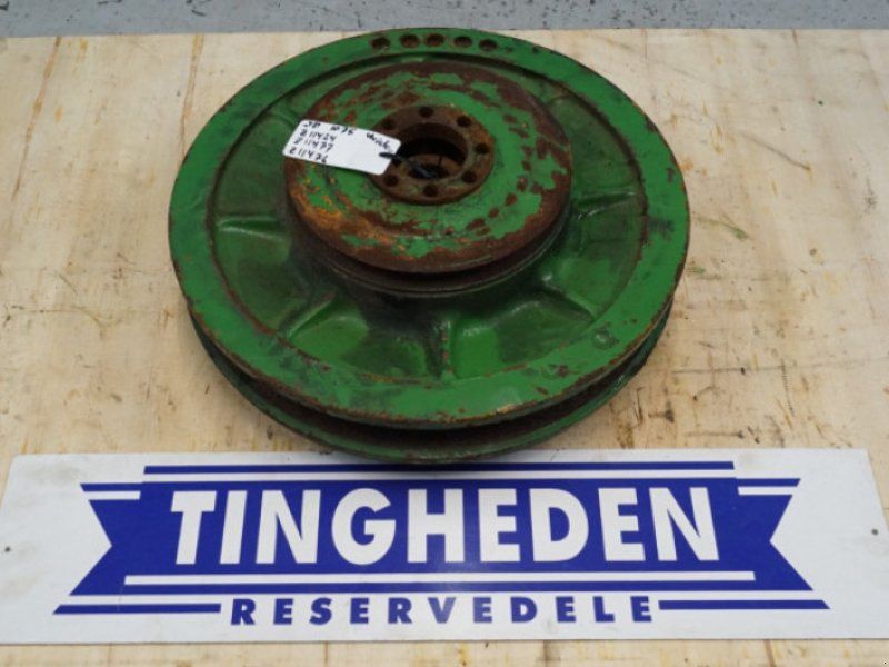 John Deere 1075
