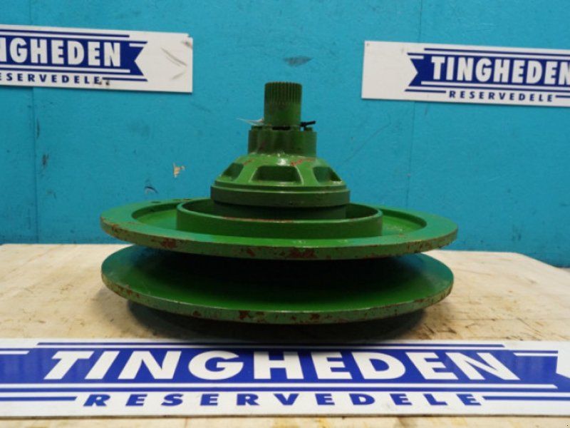 John Deere 1075