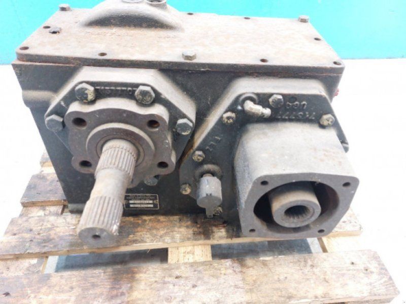 Massey Ferguson 9690