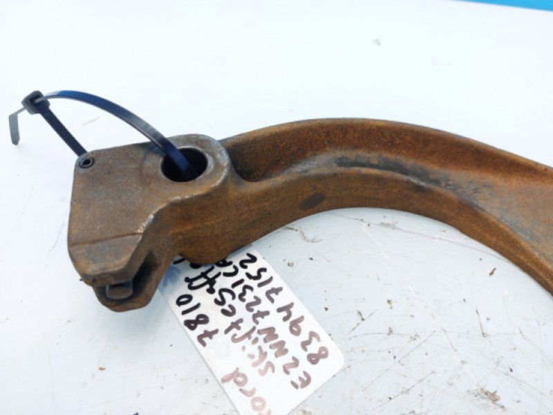 Ford 7810