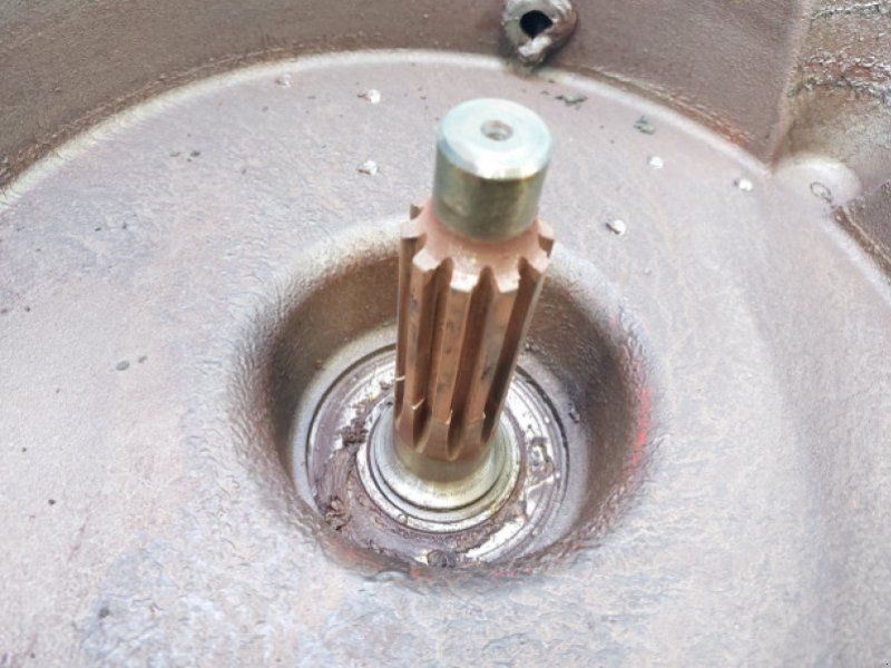 D1200