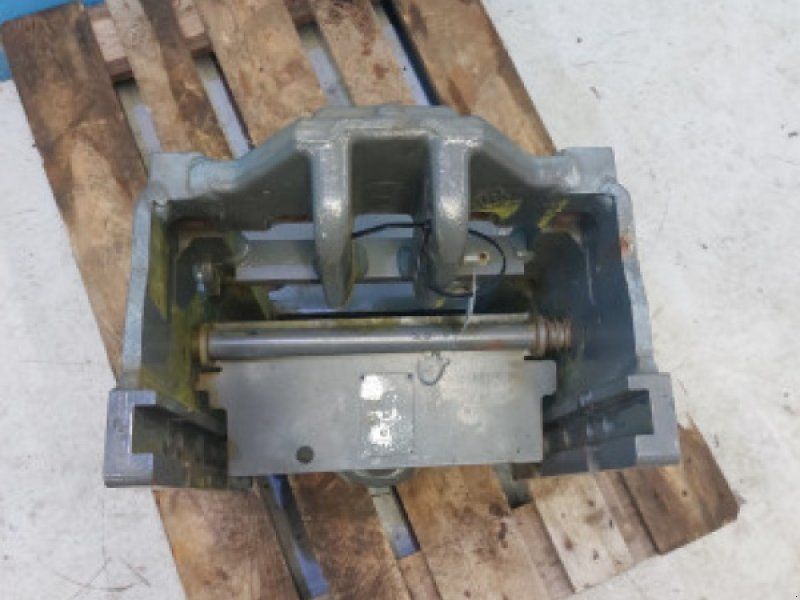 Massey Ferguson 7618