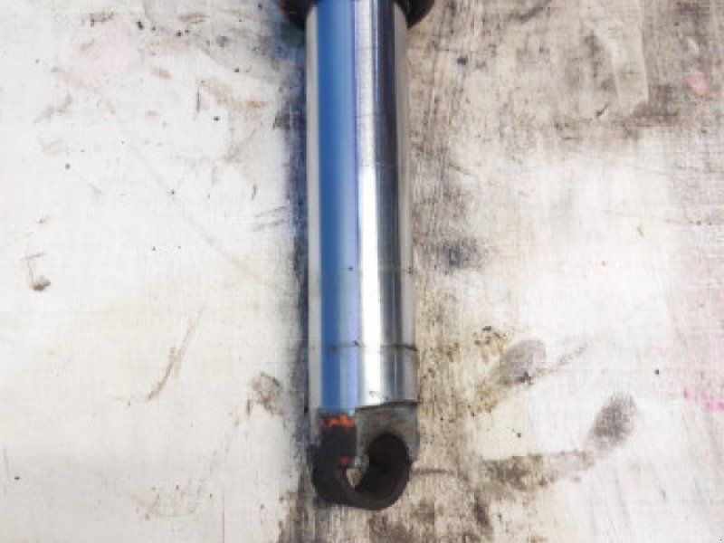 D1200