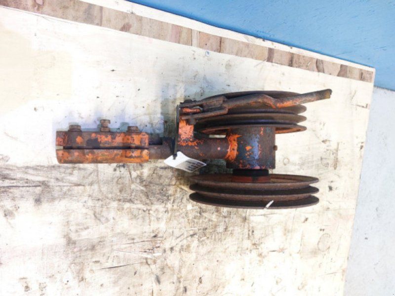 D1200