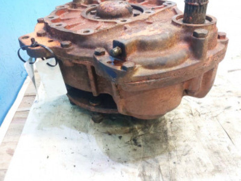 D1200