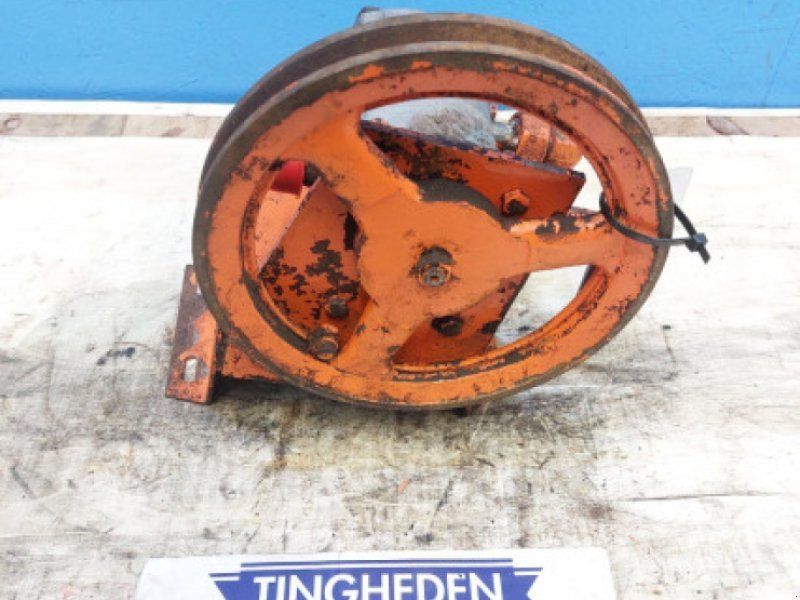 D1200