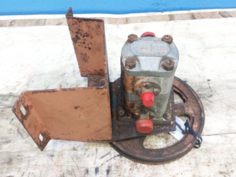 D1200