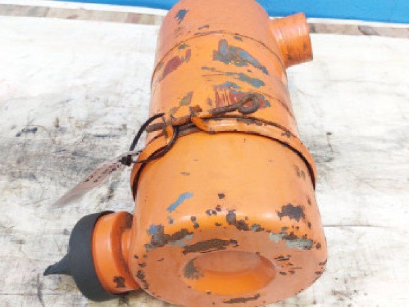 D1200