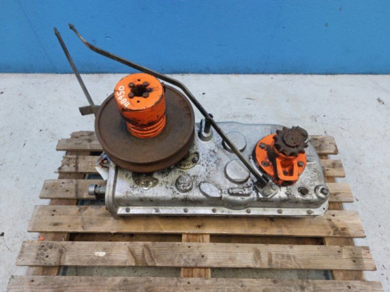 D950