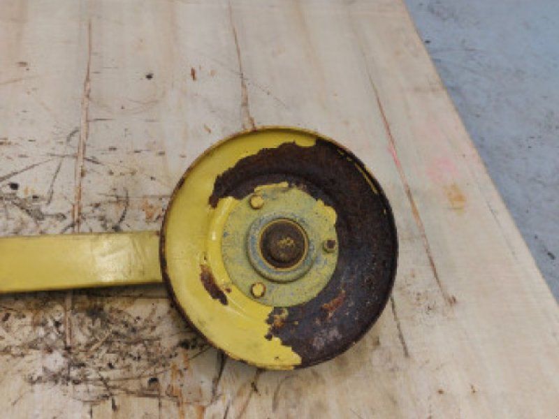 New Holland 8070