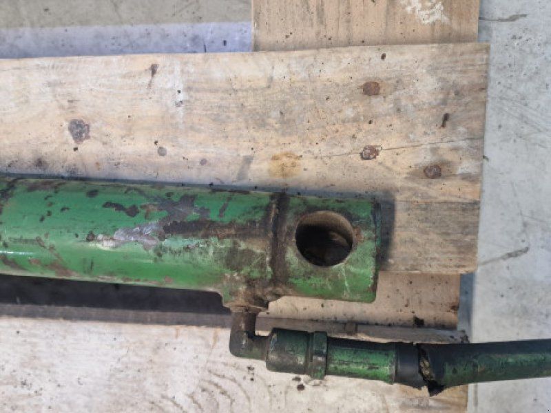 John Deere 2054
