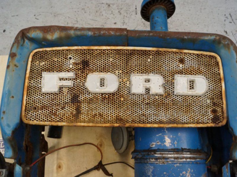Ford 4000