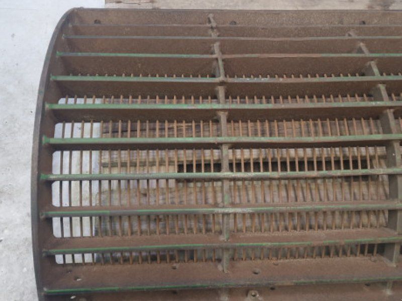 John Deere 1075