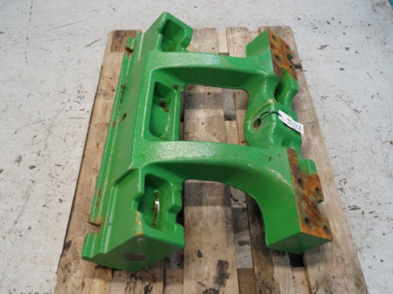 John Deere 8R