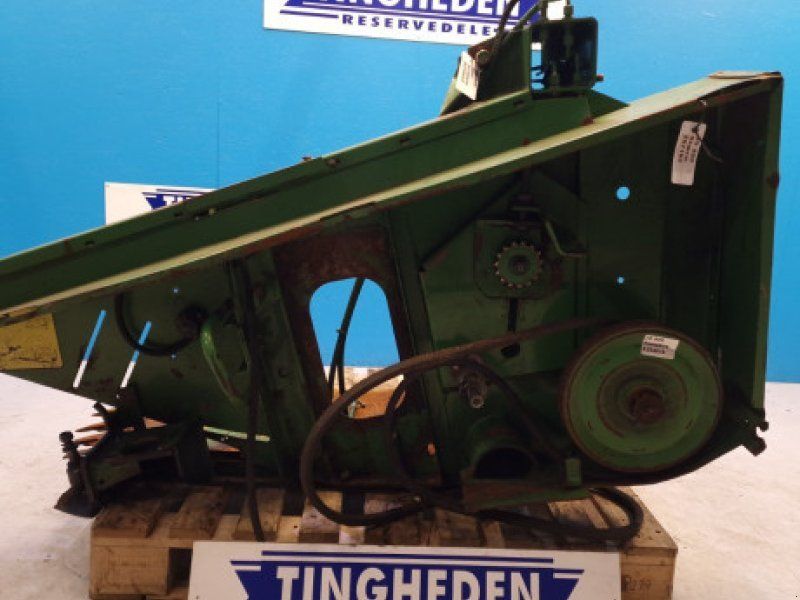 John Deere 820