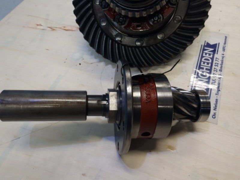 Ford 6640