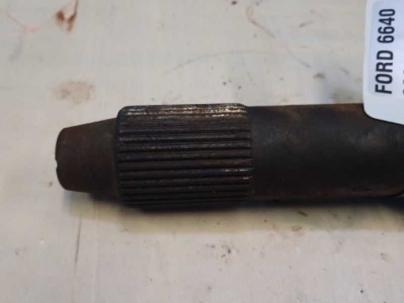 Ford 6640