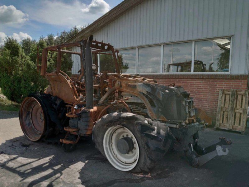 Valtra T213