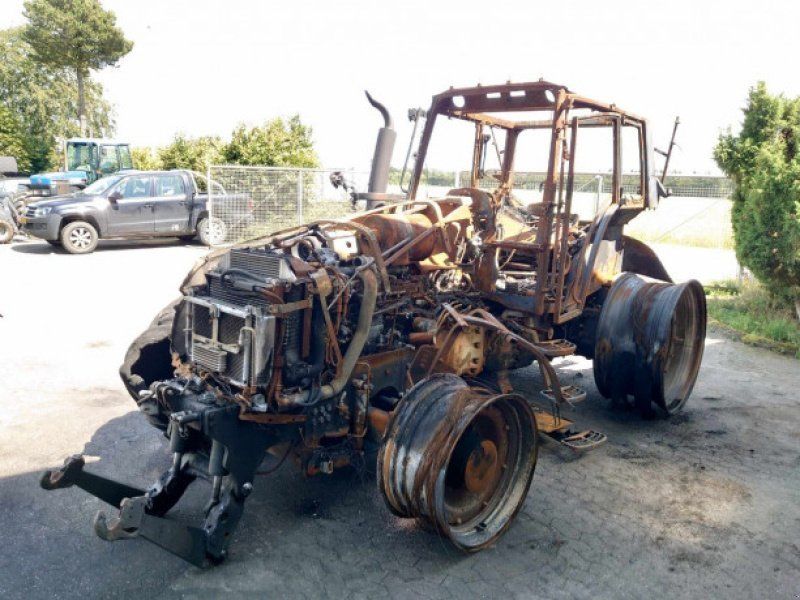 Valtra T213