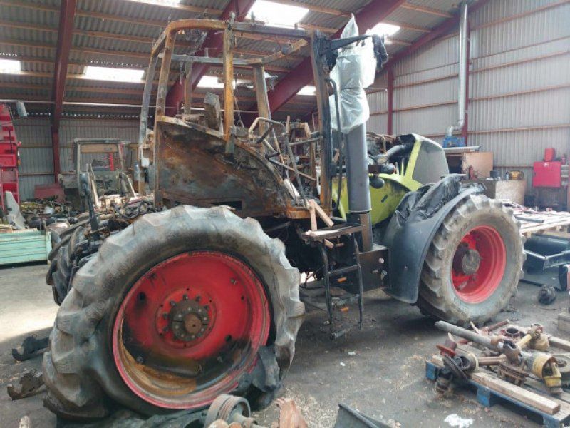 Claas Axion 840
