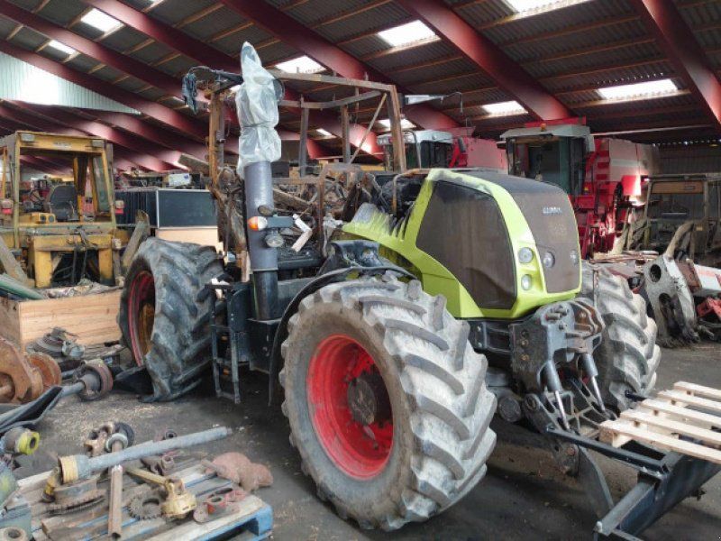 Claas Axion 840
