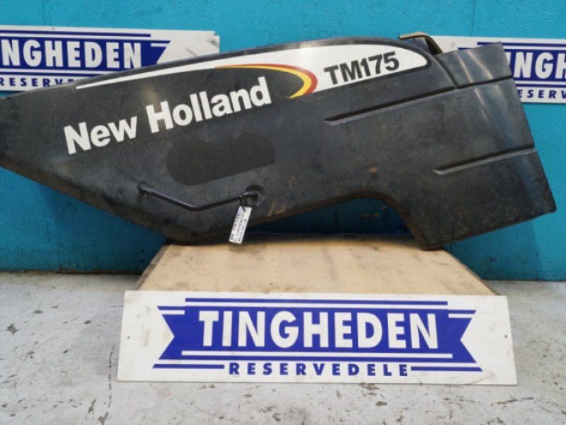 New Holland TM 175