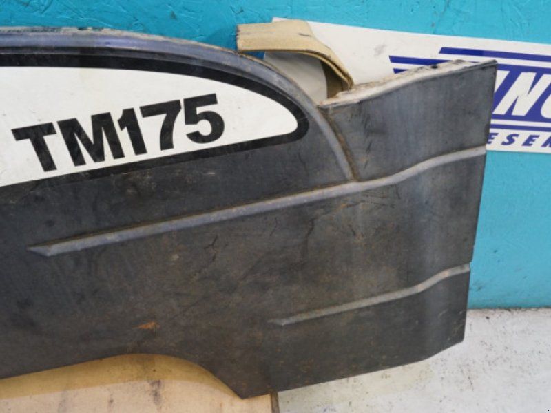New Holland TM 175