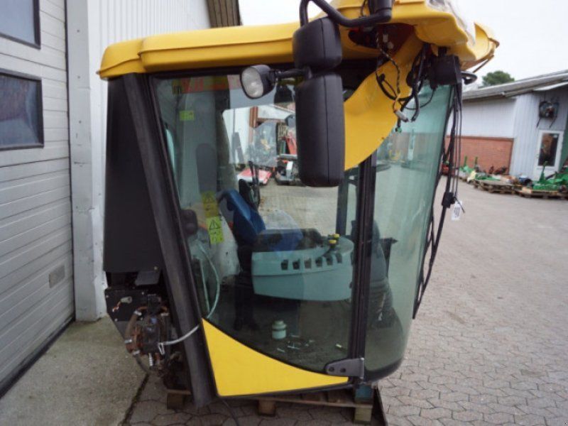 New Holland CR9090