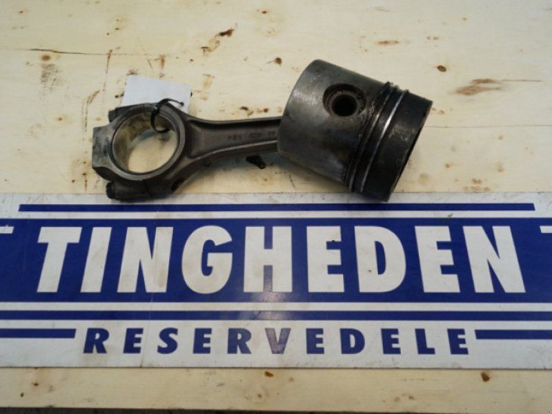 Ford 2725E